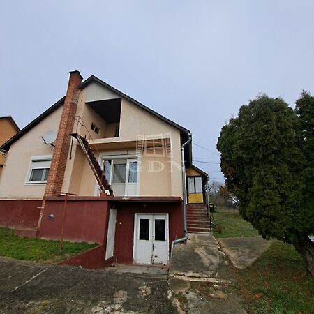 Eladó ház Balatonkenese