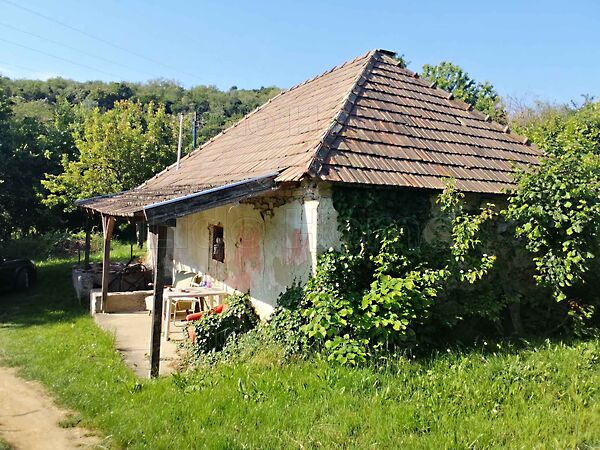 Eladó földterület Lesenceistvánd