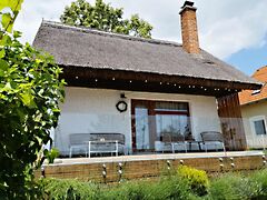 Eladó nyaraló Vonyarcvashegy