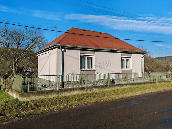 Eladó ház Egerbocs