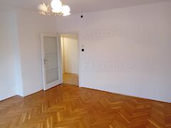 Eladó lakás Várpalota