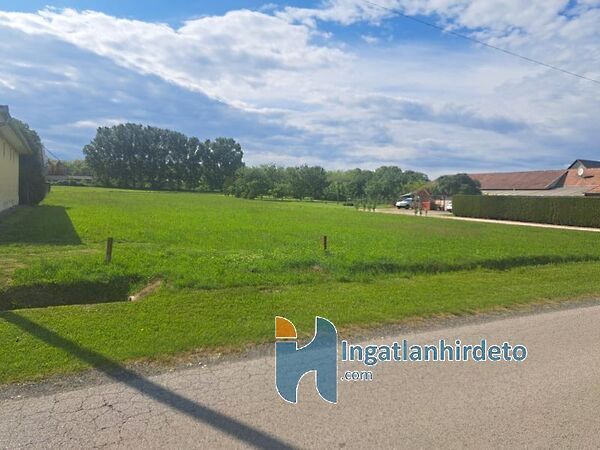 Eladó földterület Óhíd