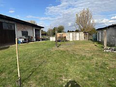 Kiadó ipari Zsámbék