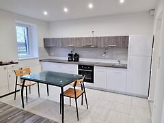 Eladó lakás Bicske