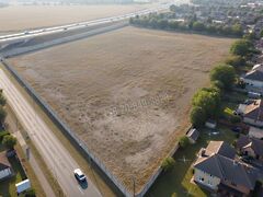 Eladó földterület Vác