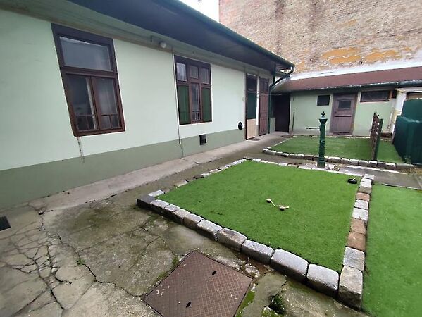 Eladó ház Budapest, IV. kerület