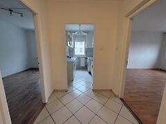 Eladó lakás Veszprém