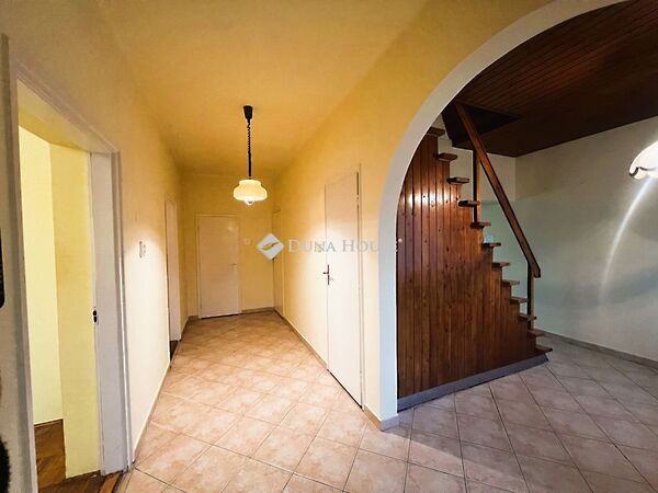 Eladó ház Pilisjászfalu