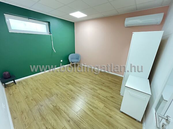 Kiadó üzleti Kaposvár, Belváros