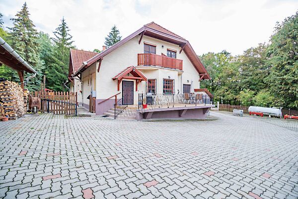 Eladó ház Gyöngyös, Mátraháza