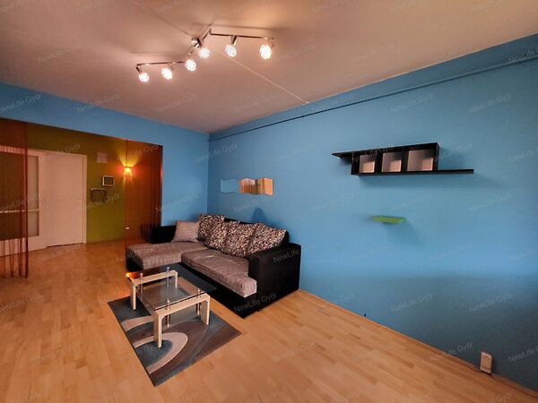 Eladó lakás Győr, Adyváros