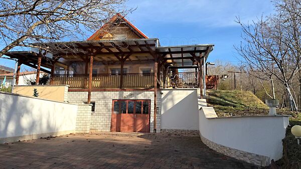 Eladó ház Ságvár