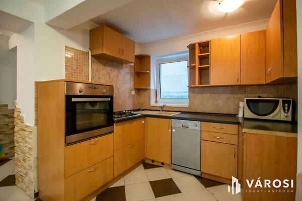 Eladó lakás Székesfehérvár