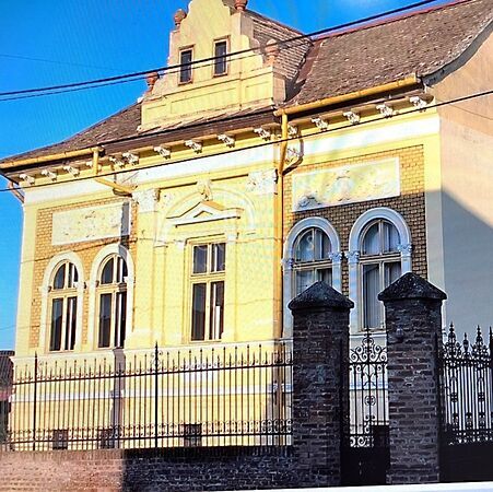 Eladó ház Nagykőrös