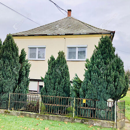 Eladó lakás Zákány