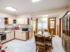 Eladó ház Újfehértó, Belváros