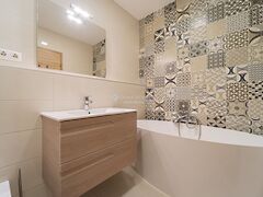 Eladó lakás Budapest, III. kerület