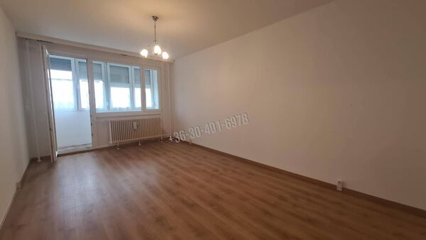 Eladó lakás Dunaújváros