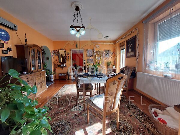 Eladó ház Szeremle