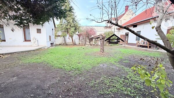 Eladó ház Kecskemét