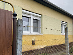 Eladó ház Újszász