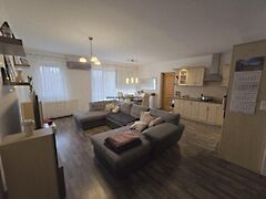 Eladó ház Győrladamér