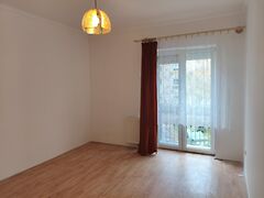 Eladó lakás Oroszlány