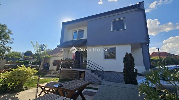 Eladó ház Balatonalmádi