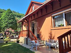 Eladó ház Balatonkenese