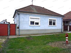 Eladó ház Bősárkány