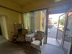 Eladó üzleti Cegléd, Belváros