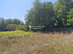 Eladó földterület Balatonberény