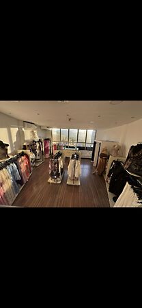 Eladó üzleti Pécs