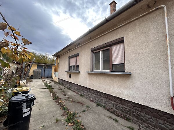 Eladó ház Csátalja