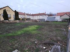 Eladó földterület Jászberény