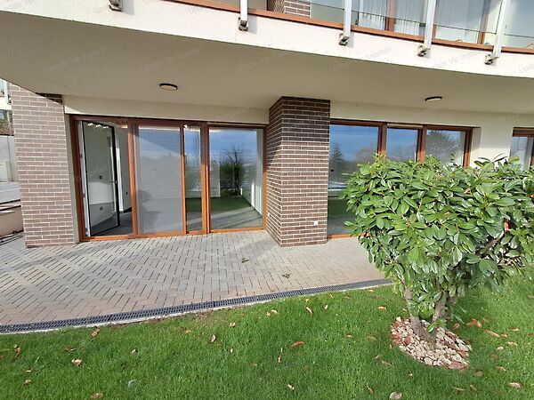 Eladó lakás Balatonalmádi