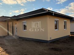 Eladó ház Helvécia