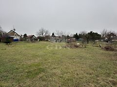 Eladó földterület Martonvásár