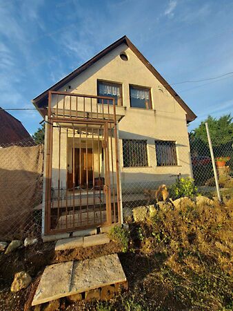 Eladó földterület Héreg