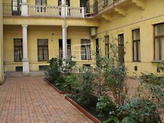 Eladó lakás Budapest, VI. kerület