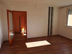 Eladó lakás Veszprém