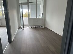 Eladó lakás Budapest, XV. kerület