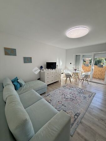 Eladó lakás Balatonalmádi