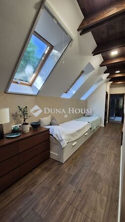 Eladó üzleti Kecskemét