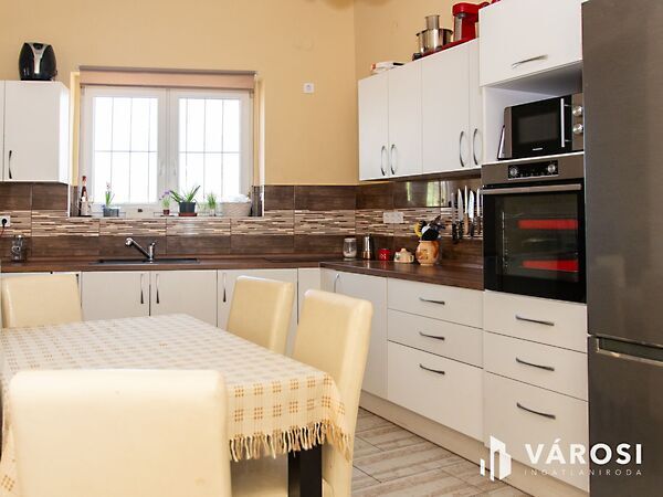 Eladó ház Vámospércs