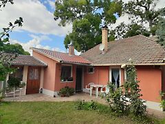 Eladó ház Csongrád