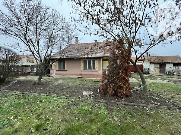 Eladó ház Nagykőrös