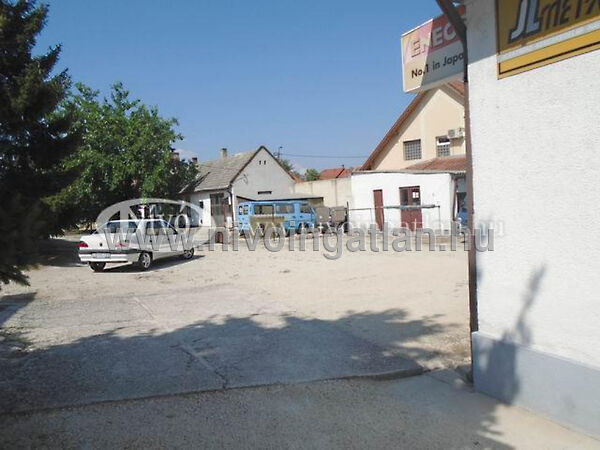 Eladó iroda Veszprém