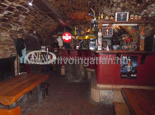 Eladó üzleti Veszprém