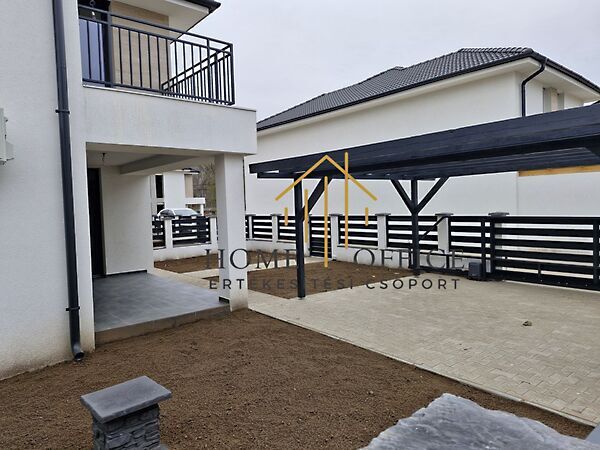 Eladó ház Téglás